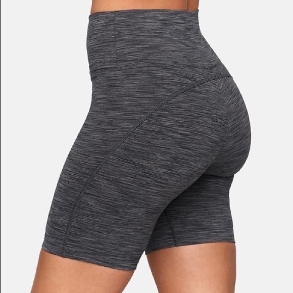 OUTDOOR VOICES- Freeform 7” Inseam Biker Short Athletic Yoga Running Workout - Picture 3 of 7